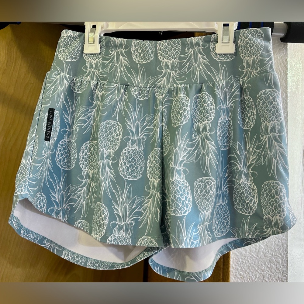 Love Fitness size medium shorts